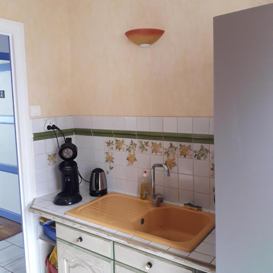Chambre meublée au cœur de ville Le Creusot Esterno foto