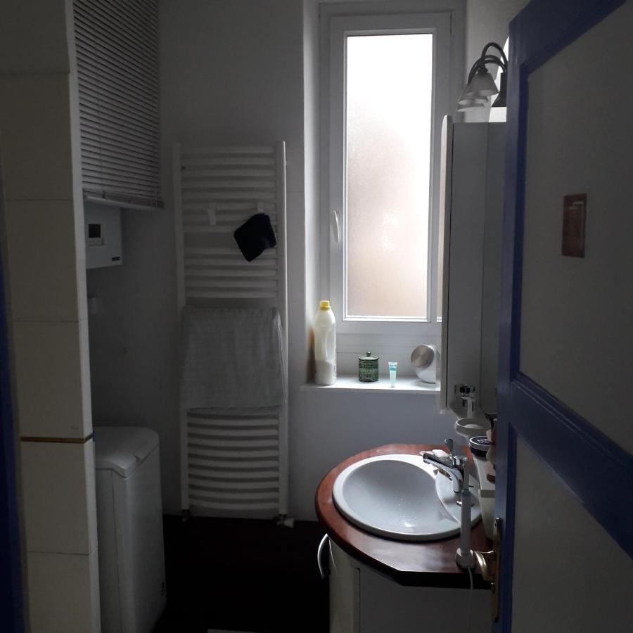 Chambre meublée au cœur de ville Le Creusot Esterno foto