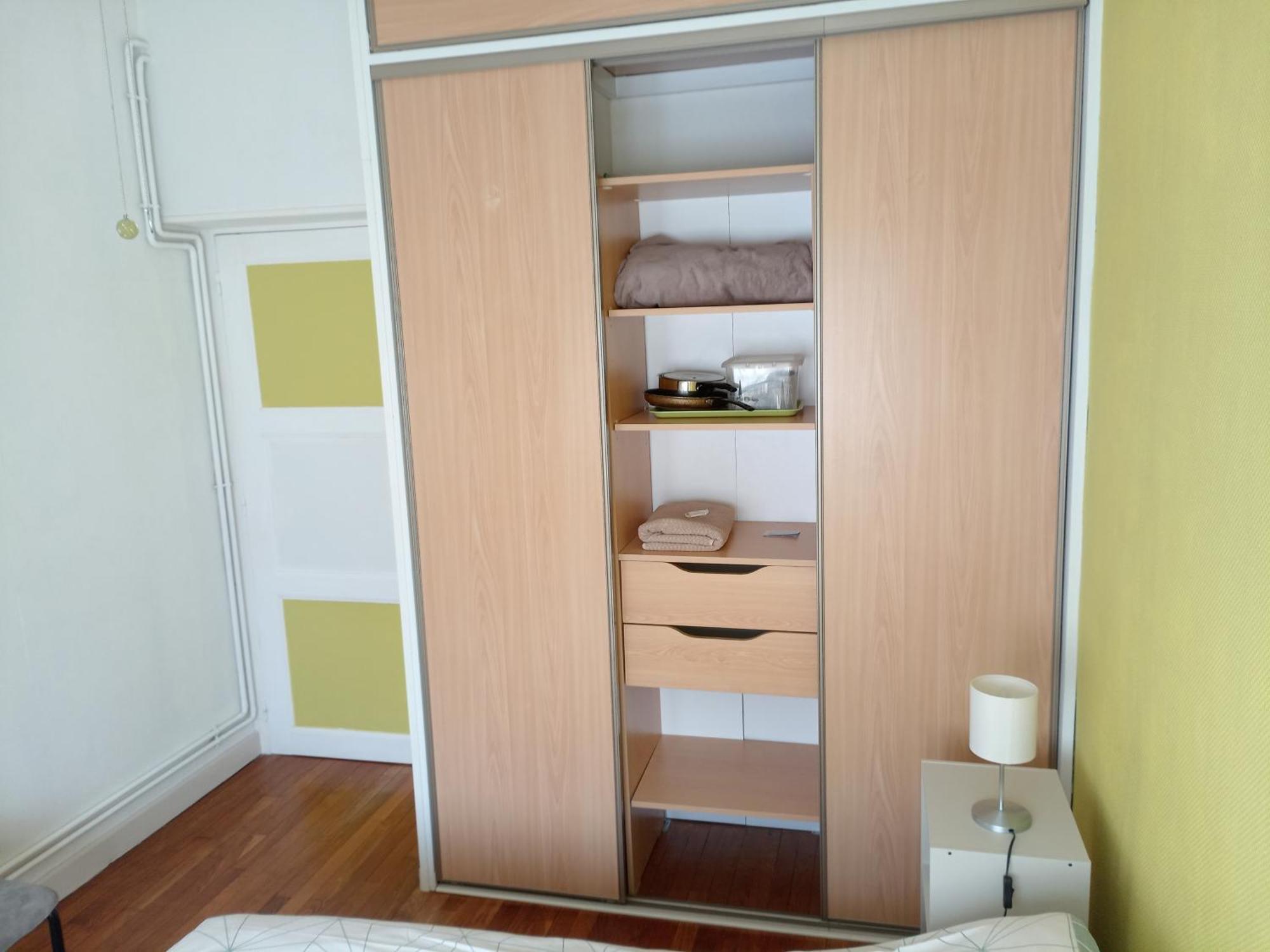 Chambre meublée au cœur de ville Le Creusot Esterno foto